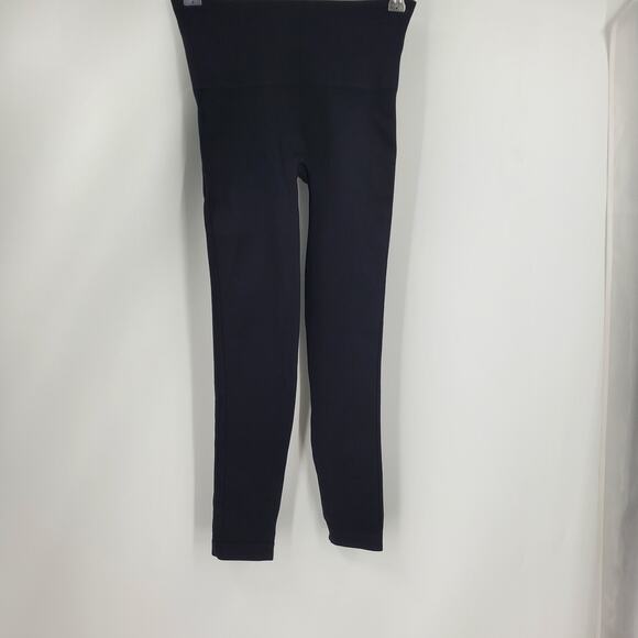 SPANX Woman S\P Black Leggings - Picture 2 of 5
